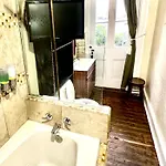 Bed & Breakfast Fleur De Lis Mansion 4*