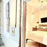 Fleur De Lis Mansion 4*
