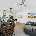 New 4 Bed Luxury House W/Private Heated Pool