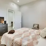 2 Mi To French Quarter: Walkable Nola Holiday home
