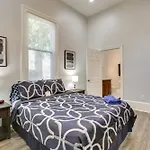 Holiday home 2 Mi To French Quarter: Walkable Nola