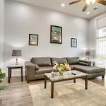 2 Mi To French Quarter: Walkable Nola Holiday home