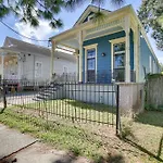 Holiday home 2 Mi To French Quarter: Walkable Nola