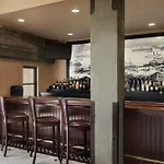 Hampton Inn And Suites New Orleans Convention Center