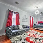 Glam New Orleans Vacation Rental With Deck!
