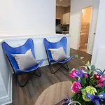 5 Bedroom - Sleeps 8! Steps From Bourbon Street! 3* New Orleans