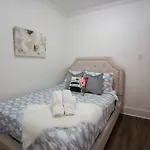 5 Bedroom - Sleeps 8! Steps From Bourbon Street! 3* New Orleans