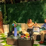 Bed & Breakfast 5 Bedroom - Sleeps 8! Steps From Bourbon Street!