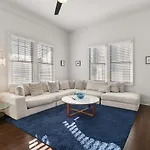 Modern Pristine Stunning 2bd Garden District *