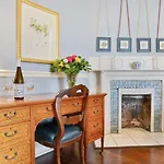 Bed & Breakfast Maison Perrier