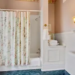 Bed & Breakfast Maison Perrier 4*