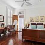 Maison Perrier Bed & Breakfast 4*