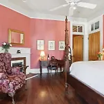 Bed & Breakfast Maison Perrier 4*