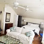 Inn Creole Gardens And