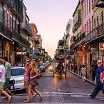 Apartment Downtown Nola 2bd 2bth New Orleans