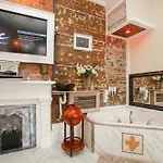 Bed & Breakfast Fleur De Lis Mansion