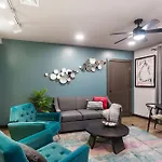 Apartment The Pelican By Hosteeva New Orleans