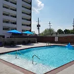 Alder Uptown Hotel 3*