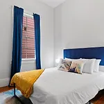 A Suite-Starr Named Desire - Charming 1 Bedroom Suite