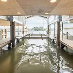 Lakefront 3Br W Balconies Near French Qtr