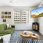 2Br Spacious Condos Downtown New Orleans