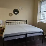 Legacy Suites Steps From The French Quarter Superdome Casino Bourbon St With Gym & Pool