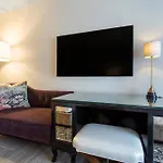 Cambria Hotel New Orleans Downtown Warehouse District