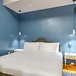 Aparthotel Bonsoir New Orleans