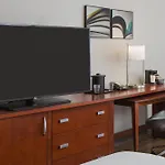 Courtyard By Marriott New Orleans Downtown Near The French Quarter