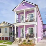 Breathtaking Spacious Art Filled 5Br Home Near Fq