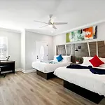 Brand New 5Br, Outdoor Seating, Parking