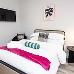 Mid Magic 5 Holiday home *