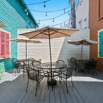 The Streetcar Historic Hotel