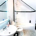 Ursulines Historic Creole Apartment *