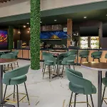 Courtyard By Marriott New Orleans Warehouse Arts District