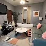 Cozy Frenchmen St Home