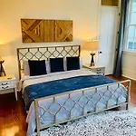 Charming Creole Cottage 2 Blocks Across Rampart St From French Quarter