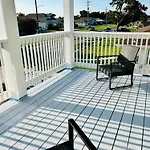 Renovated Charming 2br Close To French Quarter *