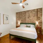 Hotel Louis Park