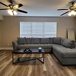 Holiday home Lakeview Townhome W King Bed & Game New Orleans