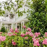 Grand Victorian Bed & Breakfast