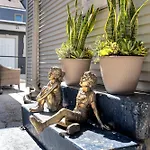 Hotel Sleeps 24-spacious Near Fq W Pool New Orleans