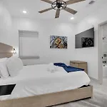 Sleeps 24-spacious Near Fq W Pool Hotel New Orleans