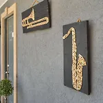 Sleeps 24-spacious Near Fq W Pool Hotel