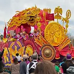 Spacious Napoleon Ave Mardi Gras Apartment