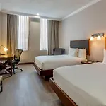 Wyndham Garden Baronne Plaza Hotel