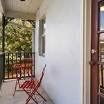 Cute 2Bed 1 Bath 1Half Bath, 7 Blocks From French Q Steps To Jazz Venues, Free Gated Parking Incl