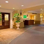 Hotel Courtyard By Marriott French Quarter/iberville 3*