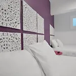 Modern Loft Near French Quarter W Free Parking
