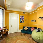 Hostel Hostel Auberge Nola